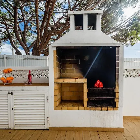 Protea - 5 Bedroom, Beach, Air-con, Wifi *