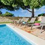 Protea - 5 Bedroom, Beach, Air-con, Wifi *
