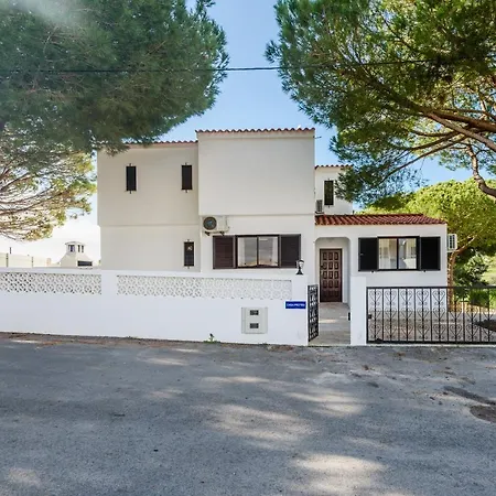 Casa de Férias Protea - 5 Bedroom, Beach, Air-con, Wifi *