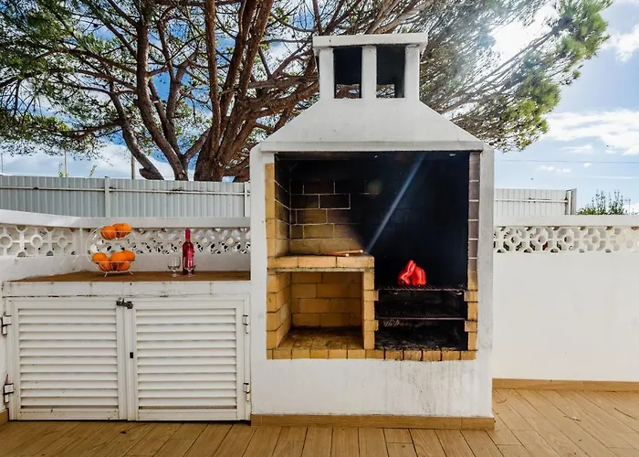 Protea - 5 Bedroom, Beach, Air-con, Wifi *