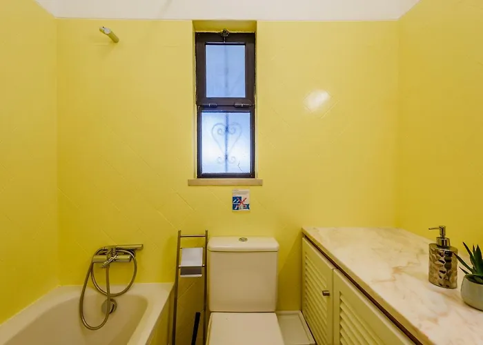 Protea - 5 Bedroom, Beach, Air-con, Wifi *