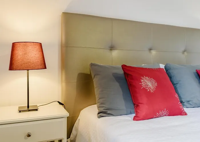 Protea - 5 Bedroom, Beach, Air-con, Wifi 度假居 *