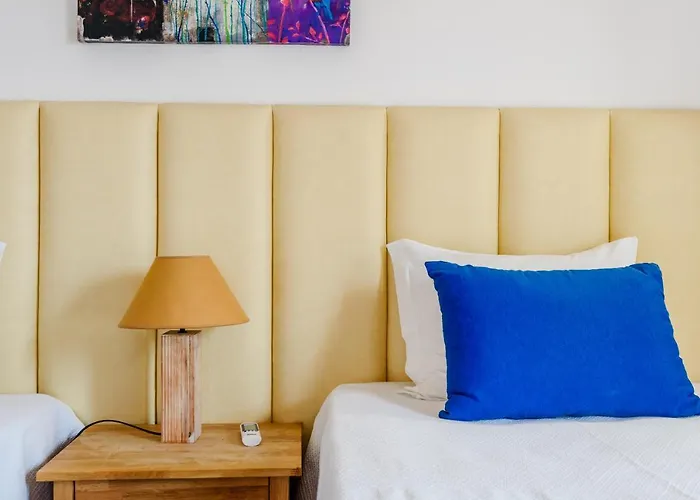 Protea - 5 Bedroom, Beach, Air-con, Wifi 度假居 阿尔布费拉